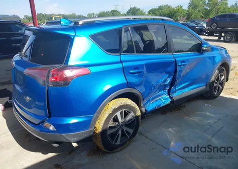 2018 Toyota Rav4 Xle из США, поврежденный, VIN JTMWFREV4JJ200344